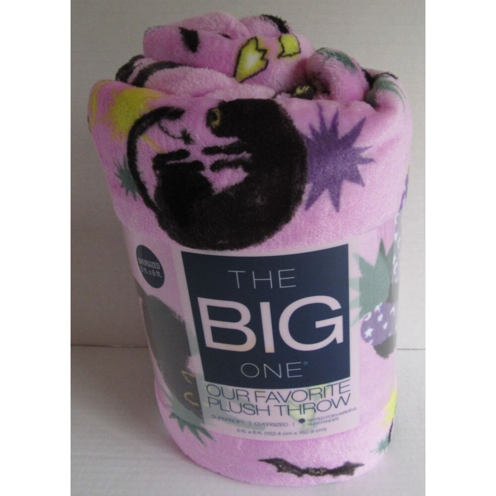 Kohls Big One Plush Oversized Super Soft Throw Blanket 5x6 Ft Black Cats NWT